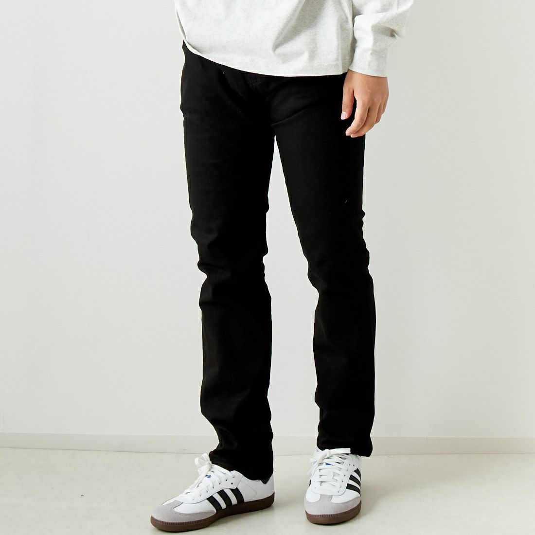 LEVI'S [リーバイス] 505 レギュラーフィット [00505-15] 77 NIGHTSH &&モデル身長：179cm 着用サイズ：30&&