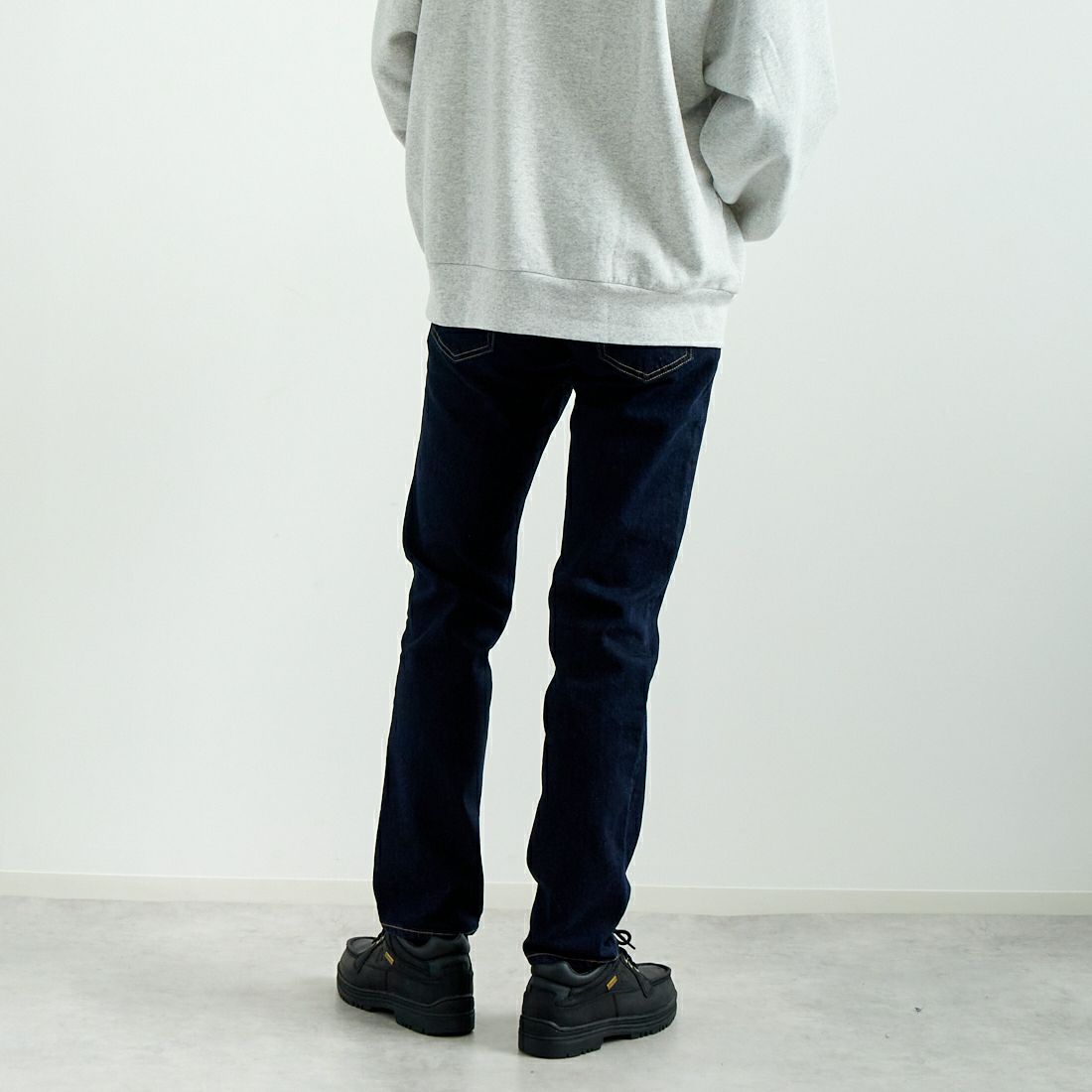 LEVI'S [リーバイス] 511 スリムフィット [04511-24] 06 PREMIUM &&モデル身長：182cm 着用サイズ：29&&