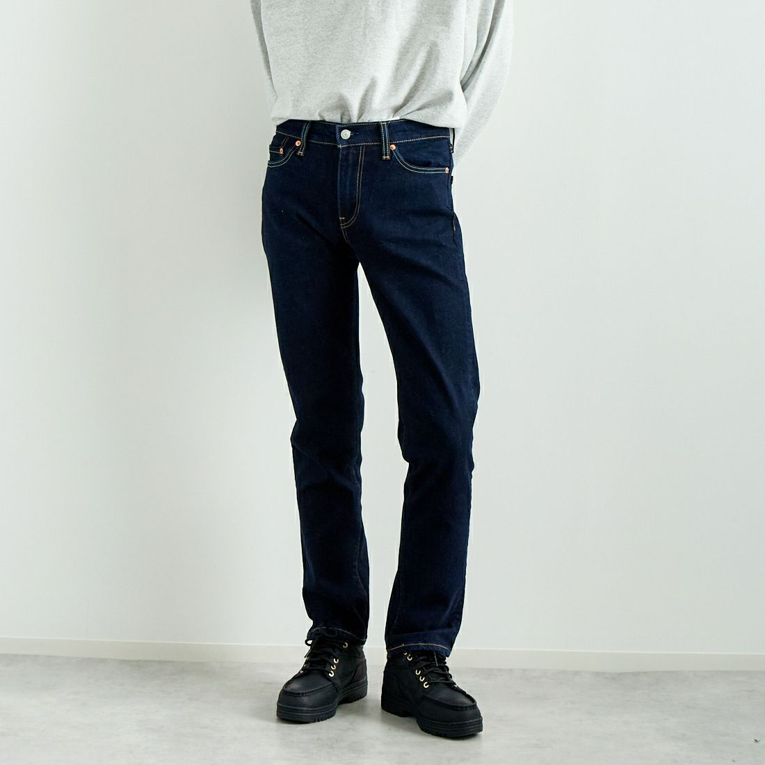 LEVI'S [リーバイス] 511 スリムフィット [04511-24] 06 PREMIUM &&モデル身長：182cm 着用サイズ：29&&