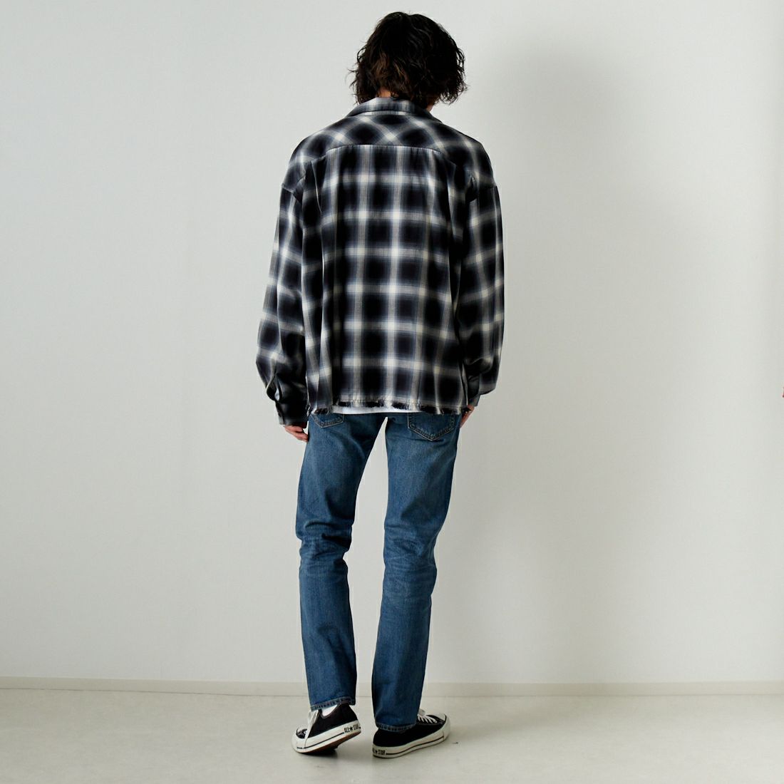 LEVI'S [リーバイス] レギュラーテーパード 502(TM) [29507-00] 65 DARK VI &&モデル身長：182cm 着用サイズ：29&&