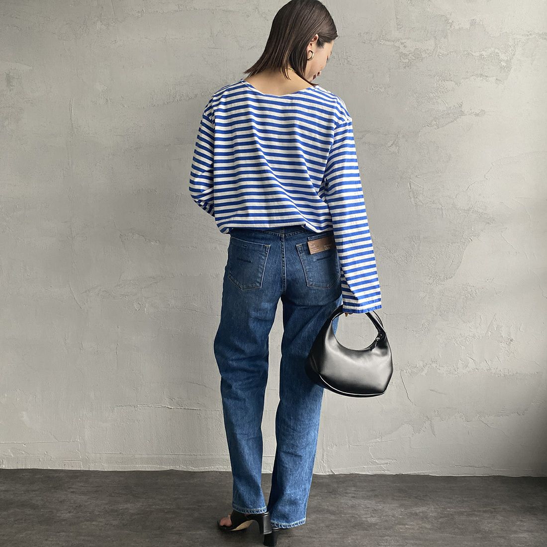 THE SHINZONE [ザ シンゾーン] マリンボーダーTシャツ [19SMSCU93] 83 BLUE &&モデル身長：163cm 着用サイズ：F0&&