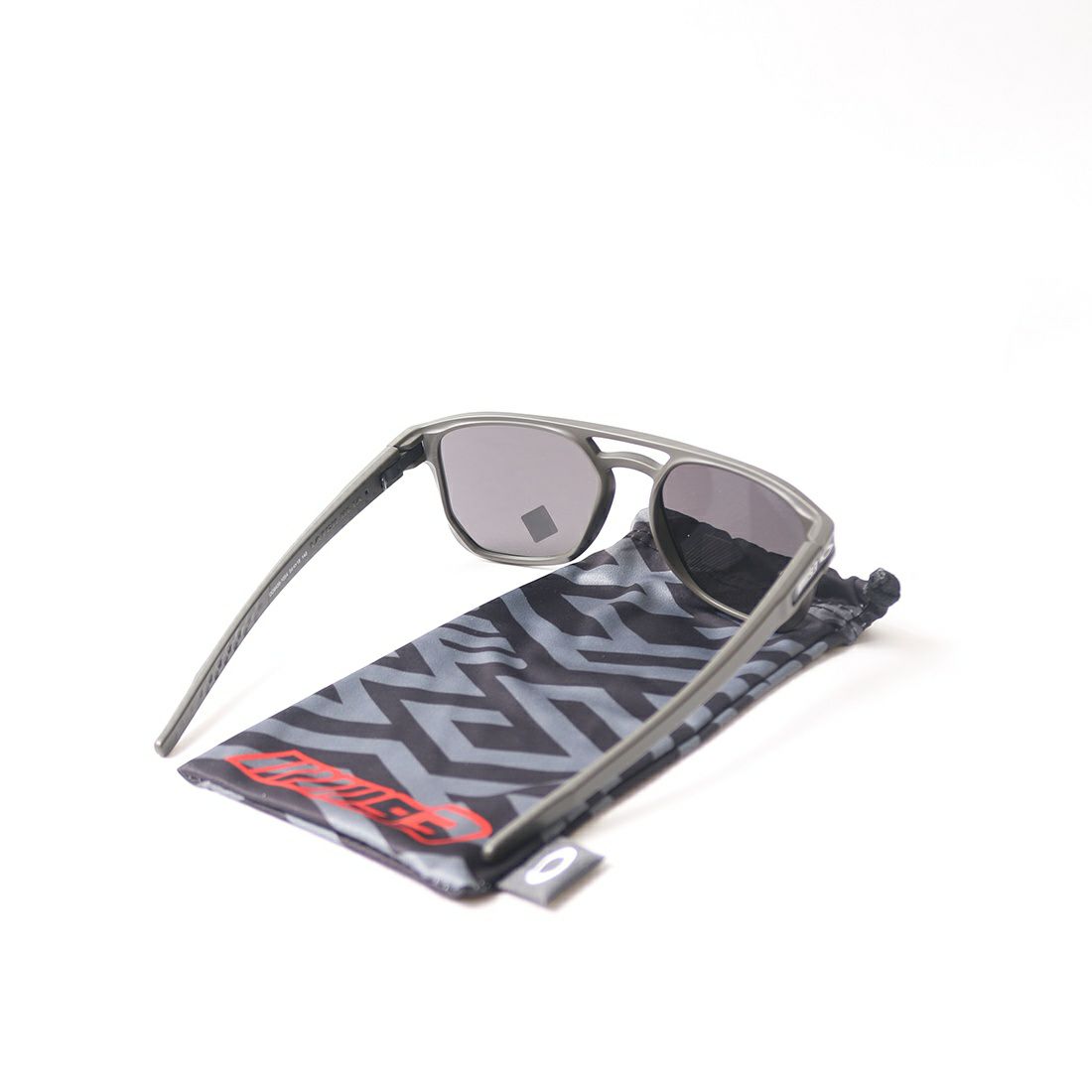 OAKLEY [オークリー] ラッチベータ サングラス [94361054] M.OLV/P.BK
