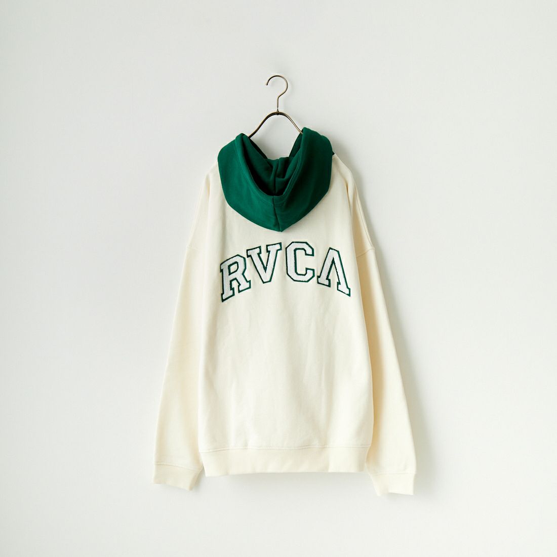 RVCA [ルーカ] オーバーサイズハーフジップパーカー [BC042-047