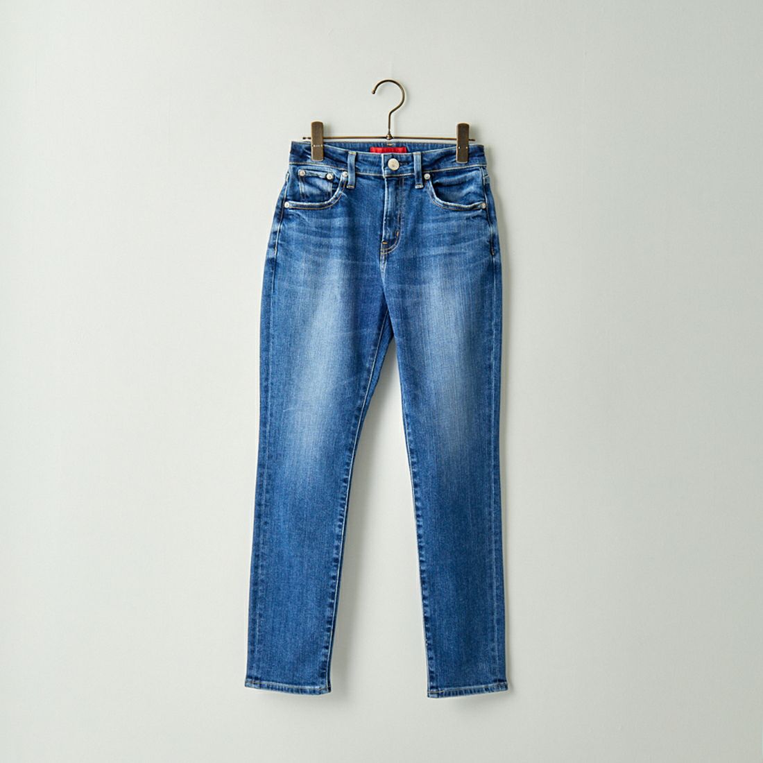 RED CARD TOKYO [レッドカード トーキョー] 30th Anniversary ハイライズ スリムテーパードデニム [26230301FMD] A-FINE MID