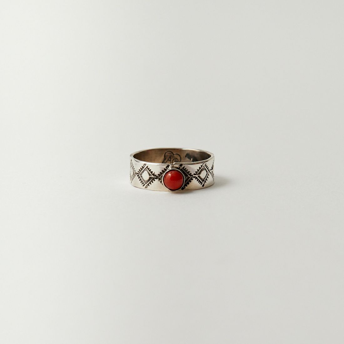 Indian Jewelry [インディアンジュエリー] コーラルリング [CORAL-RING 