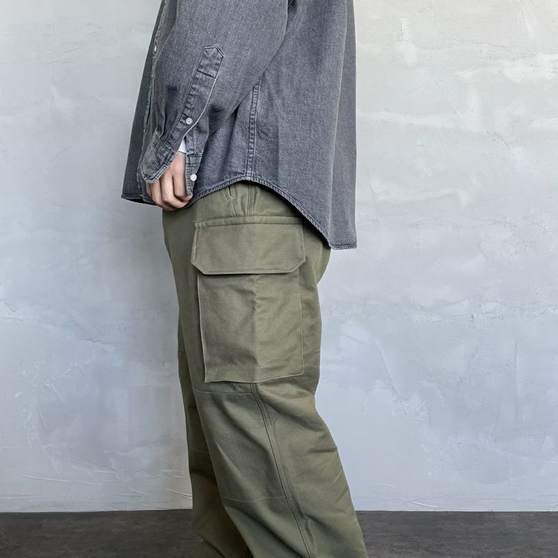 blurhms ROOTSTOCK [ブラームス ルーツストック] コットンサージ 47 パンツ [BROOTS23S35] 02 OLIVE &&モデル身長：173cm 着用サイズ：3&&