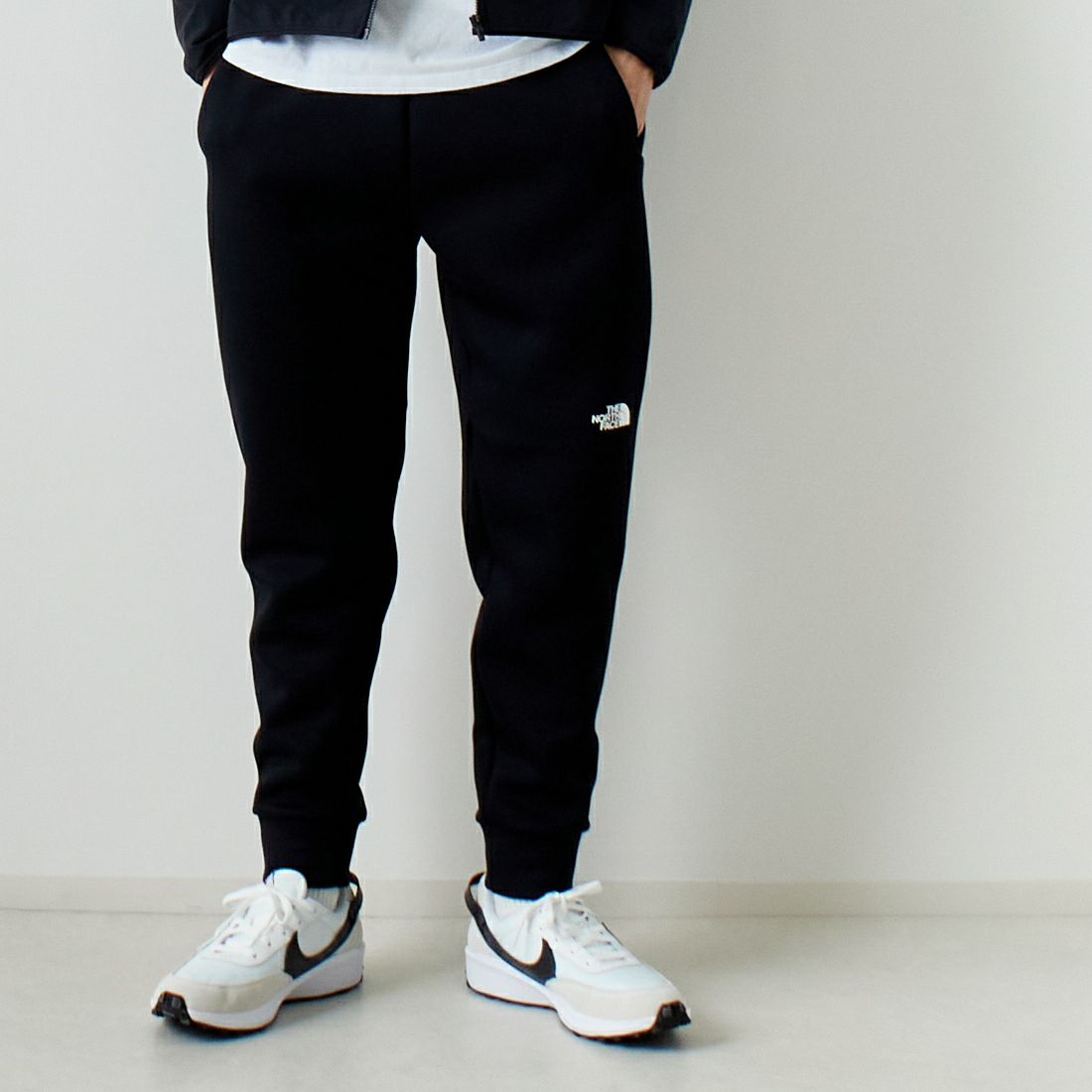 K ﾌﾞﾗｯｸ&&モデル身長：182cm 着用サイズ：L&&