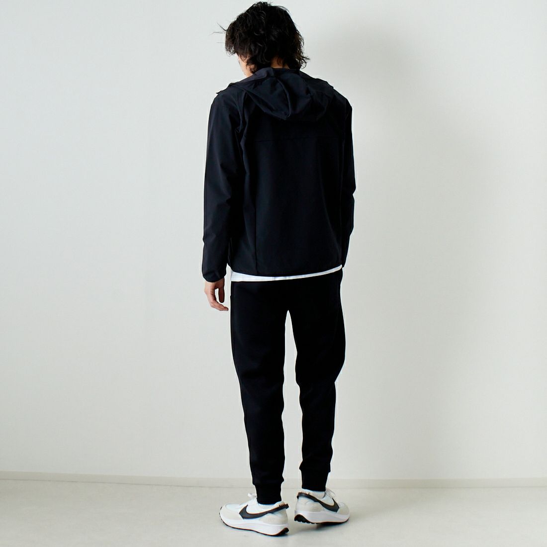 THE NORTH FACE [ザ ノースフェイス] テックエアースウェットジョガーパンツ [NB32387] K ﾌﾞﾗｯｸ &&モデル身長：182cm 着用サイズ：L&&