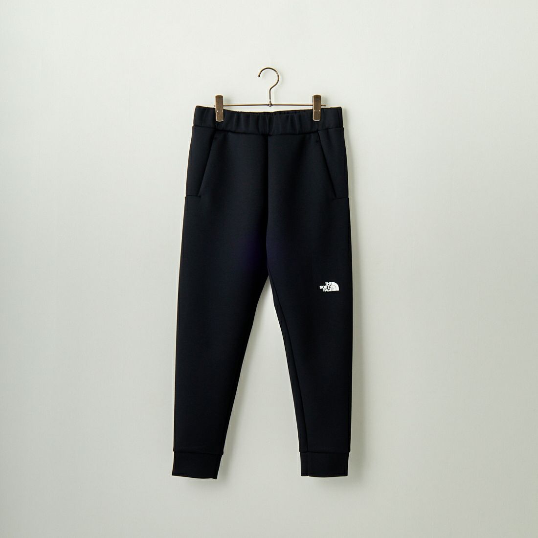 THE NORTH FACE [ザ ノースフェイス] テックエアースウェットジョガーパンツ [NB32387] K ﾌﾞﾗｯｸ