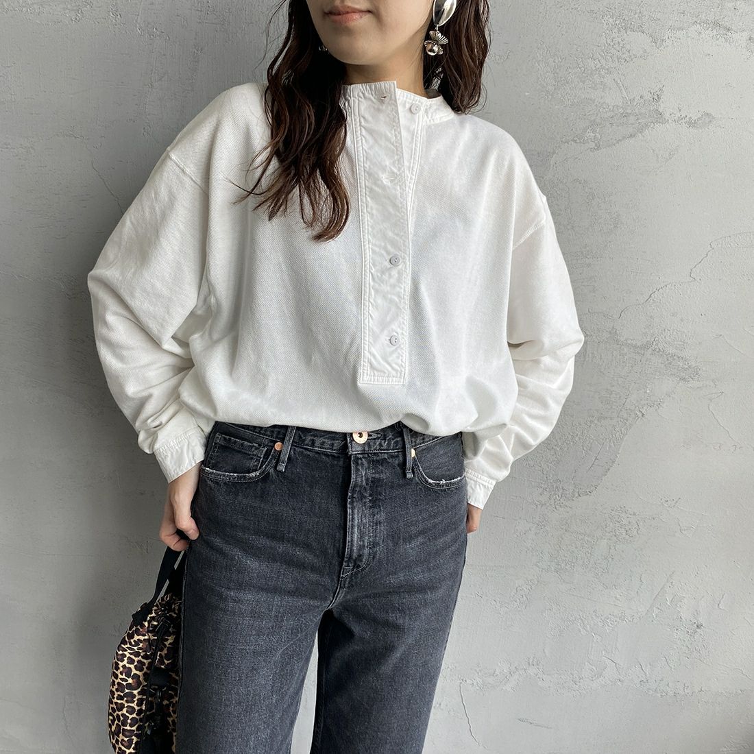 01 WHITE&&モデル身長：156cm 着用サイズ：F0&&