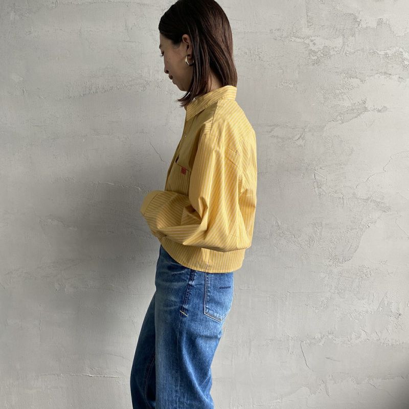 UNIVERSAL OVERALL [ユニバーサルオーバーオール] 別注 クロップド丈 ビッグポケットシャツ [U2313158IN-JF] YELL ST&&モデル身長：163cm 着用サイズ：F&&