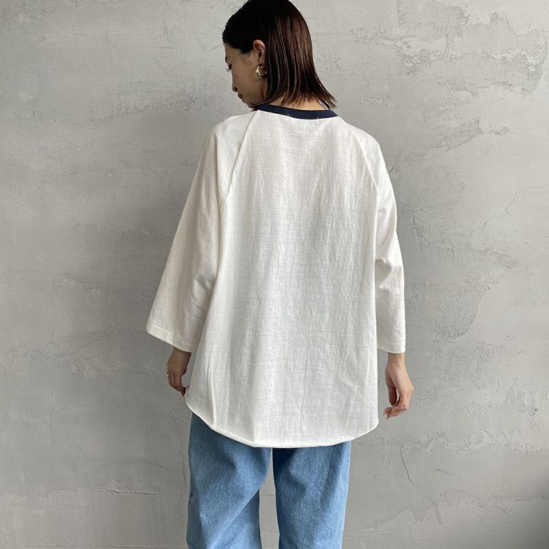 Americana × JEANS FACTORY [アメリカーナ × ジーンズファクトリー] 別注 7分袖 配色ラグランスリーブプリントTシャツ [ASO-616-1-JF] OFF/NVY &&モデル身長：163cm 着用サイズ：ONE SIZE&&