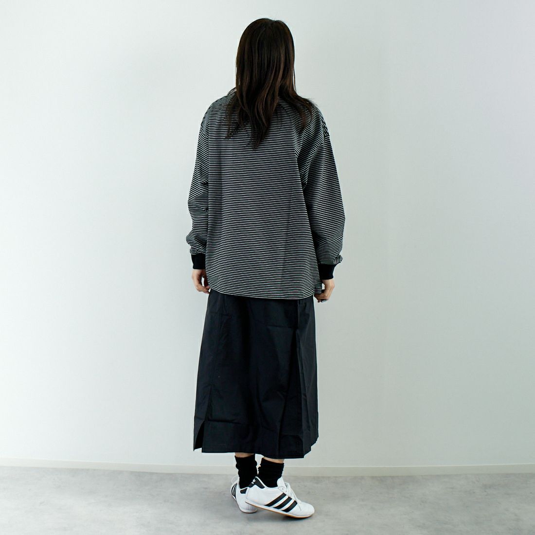 THE NORTH FACE [ザ ノースフェイス] コンパクトスカート [NBW32330] K &&モデル身長：167cm 着用サイズ：M&&