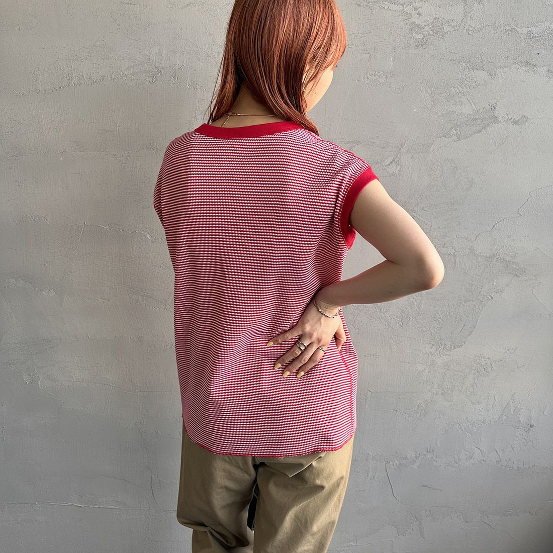 Health knit [ヘルスニット] 別注 ノースリーブワッフルTシャツ [HR2301L004IN-JF] RED &&モデル身長：156cm 着用サイズ：F&&