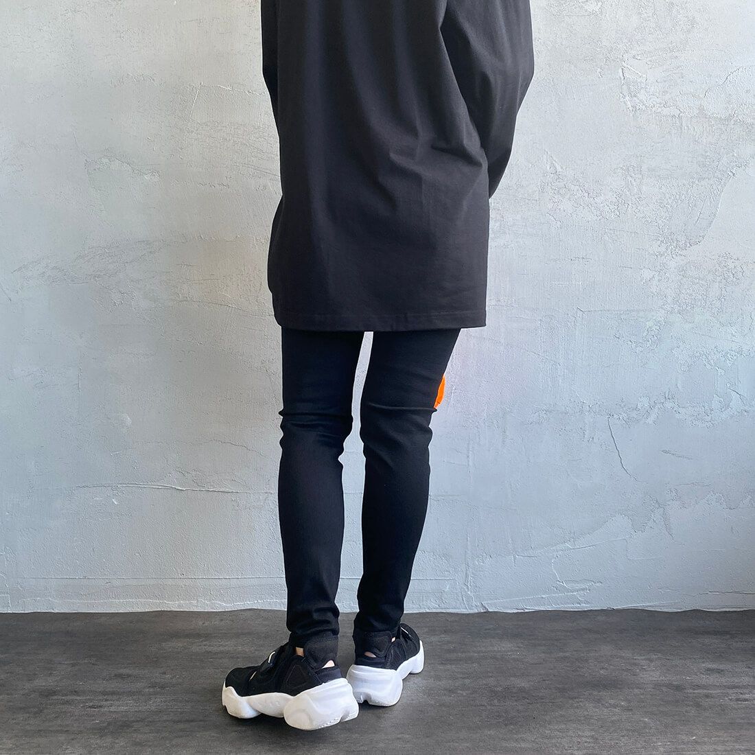 BIG JOHN [ビッグジョン] ヌードレッグ [MML106K] BK01&&モデル身長：156cm 着用サイズ：XS&&