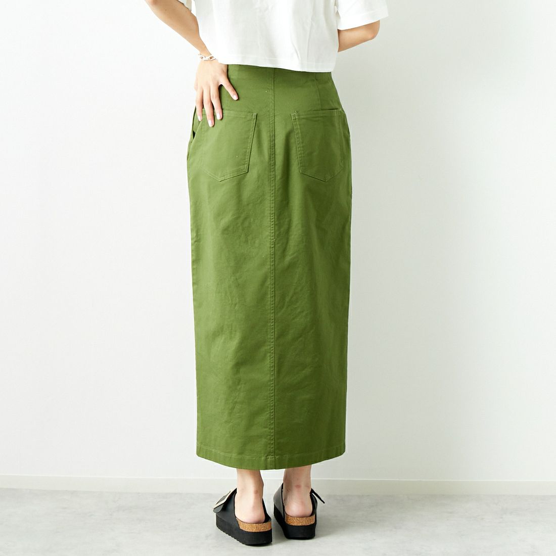 Jeans Factory Clothes [ジーンズファクトリークローズ] コットンストレッチタイトベイカースカート [ISJF-01] KHAKI &&モデル身長：167cm 着用サイズ：40&&