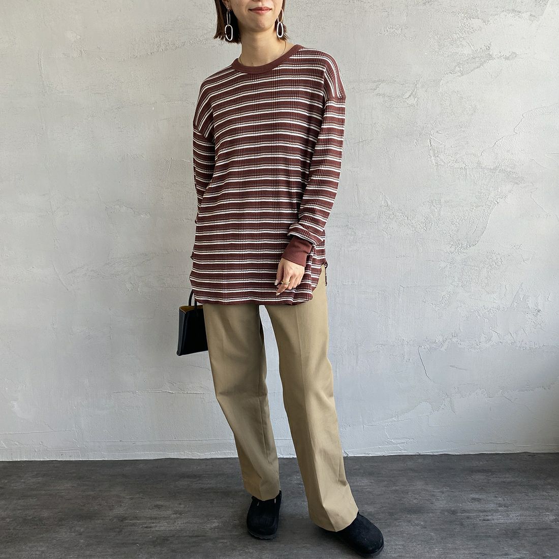 Health knit [ヘルスニット] 別注 ワッフルボーダー クルーネックTシャツ [H2202W001IN-JF] BROWN &&モデル身長：163cm 着用サイズ：F&&