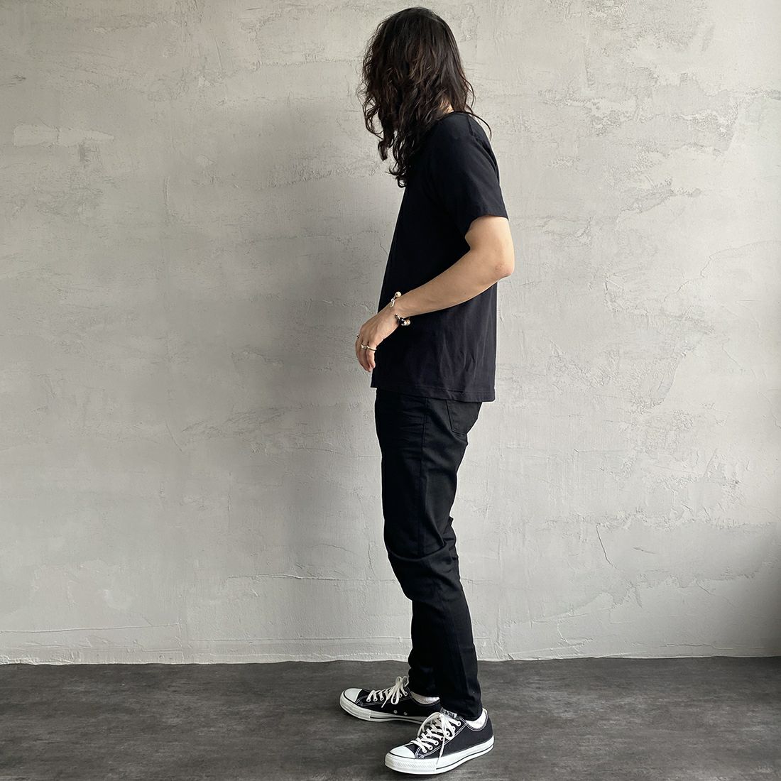 Hanes [ヘインズ] ジャパンフィット 2枚組 クルーネックTシャツ [H5320] 998 ｱｿｰﾄ &&モデル身長：173cm 着用サイズ：M&&