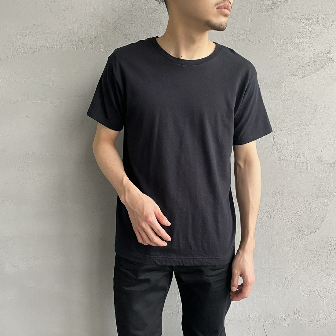 Hanes [ヘインズ] ジャパンフィット 2枚組 クルーネックTシャツ [H5320] 998 ｱｿｰﾄ &&モデル身長：168cm 着用サイズ：M&&