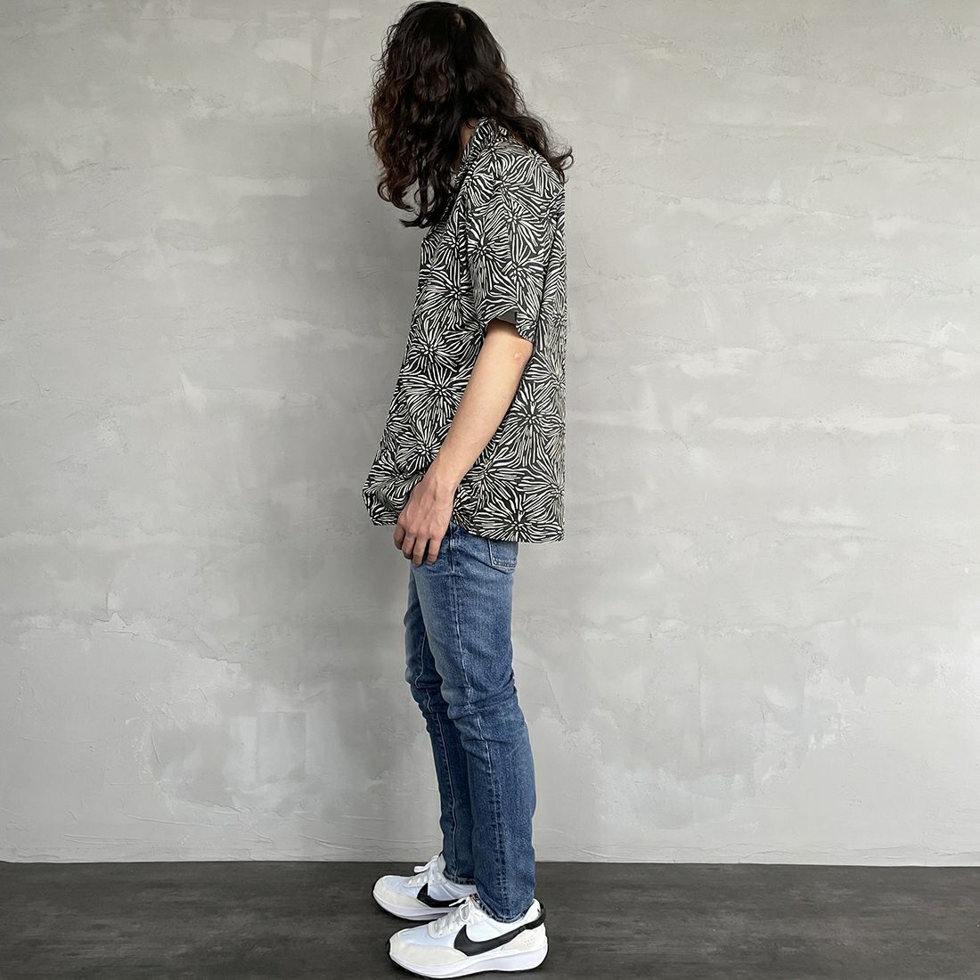 RED CARD TOKYO [レッドカード トーキョー] Rhythm スリムテーパードデニム [71786301VMD] K-VINT MID &&モデル身長：173cm 着用サイズ：29&&