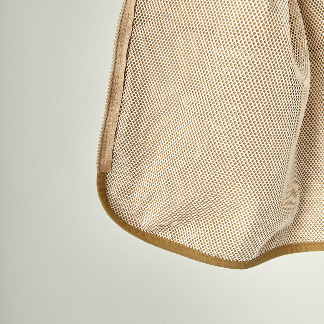 UNIVERSAL OVERALL [ユニバーサルオーバーオール] 別注 MAKINOガーデナーベスト [U2313404IN-JF] BEIGE