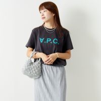 驚きの値段 A.P.C.アーペーセーの反転ロゴ VPCロンT サイズM Tシャツ