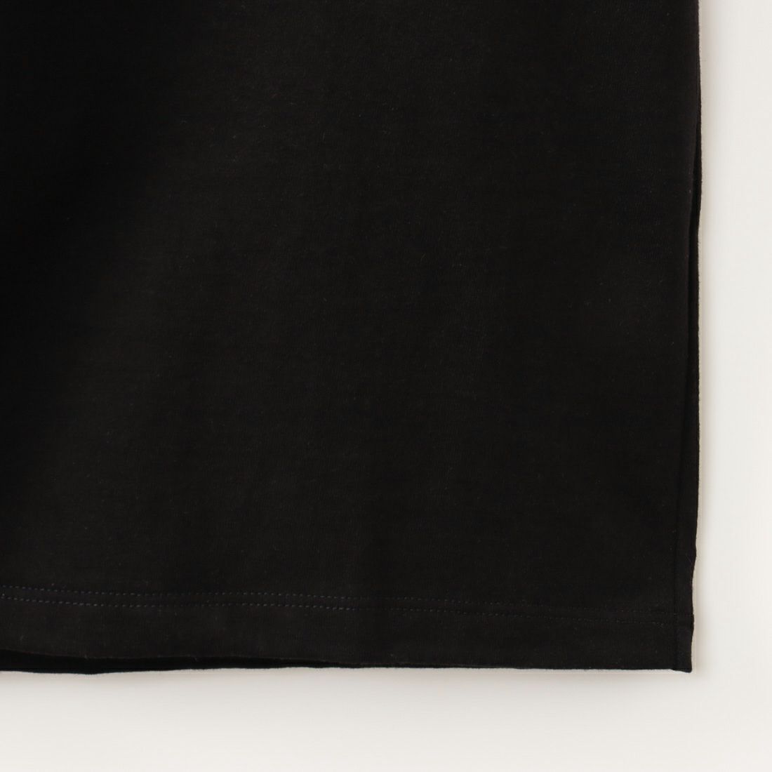 A.P.C. [アー・ペー・セー] RUE MADAMEプリントTシャツ [PETITE-RUE-MADAME] 99 NOIR