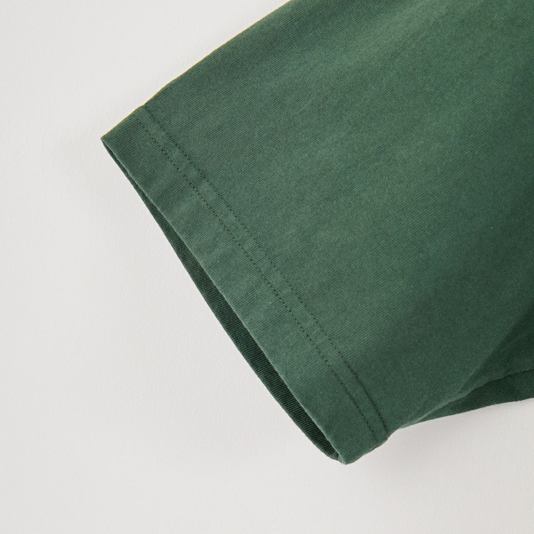 FUNG [ファング] HOLIDAY カットオフプリントTシャツ [HOLIDAY] GR/GREEN