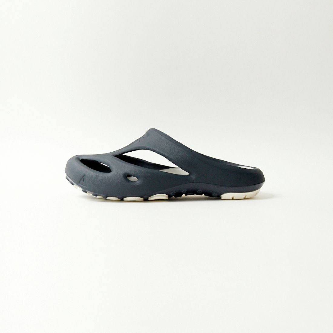 BLK IRIS/W