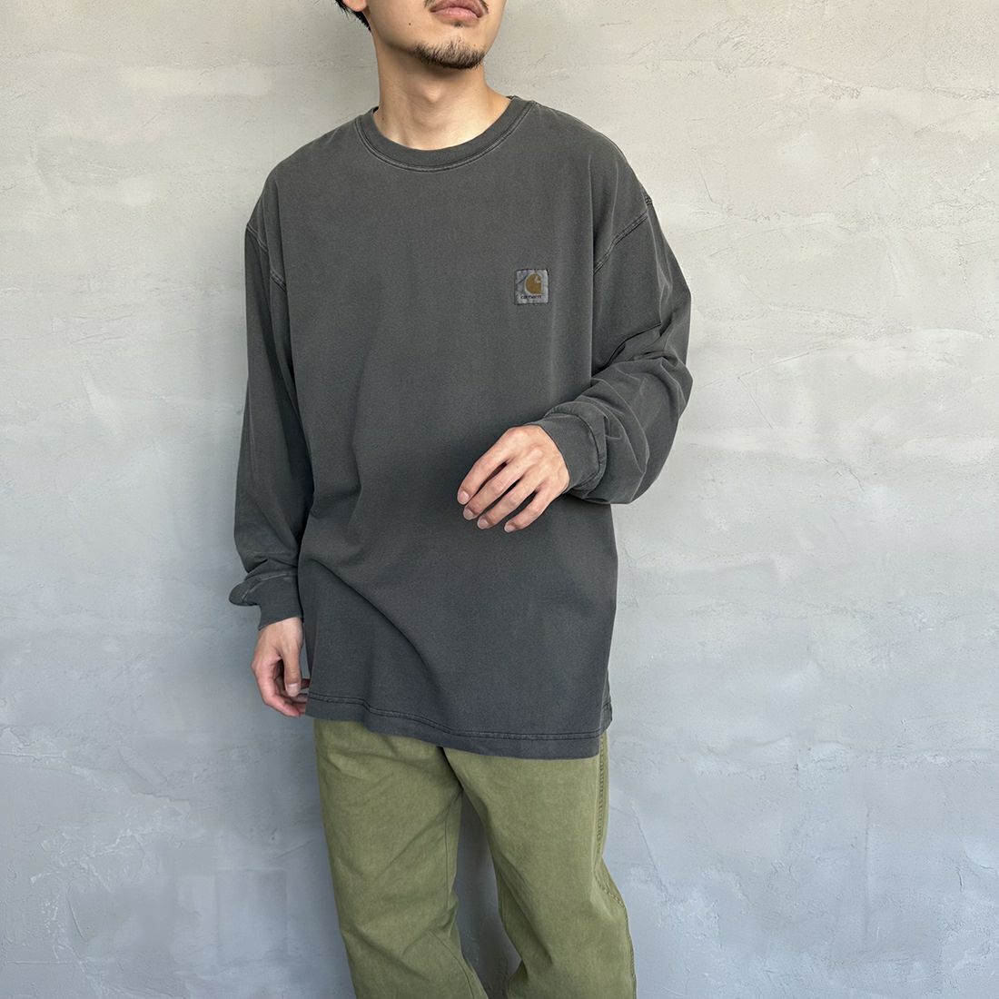 carhartt WIP [カーハートダブリューアイピー] ロングスリーブネルソンTシャツ [I029948] BLACK &&モデル身長：168cm 着用サイズ：L&&