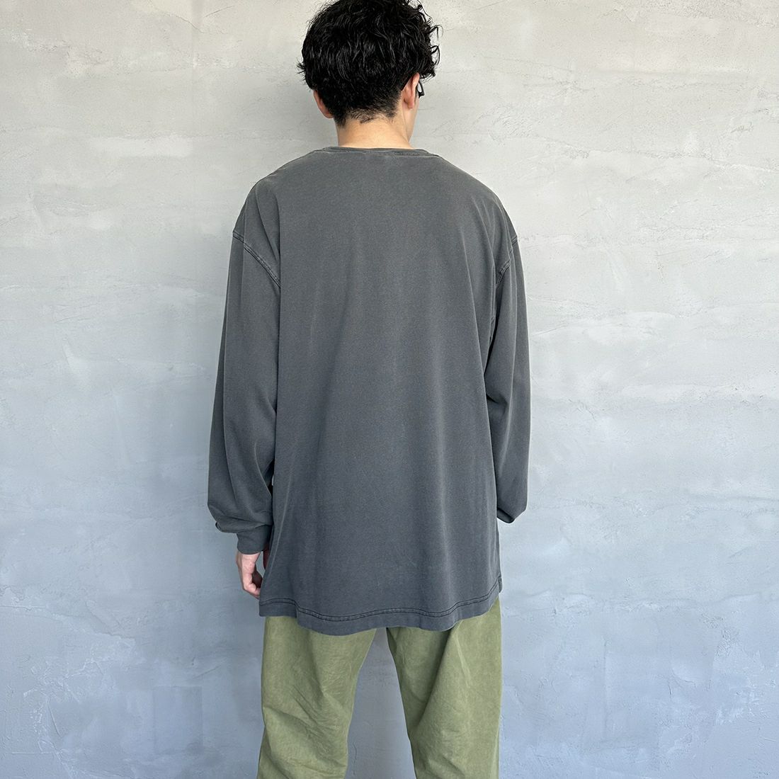 carhartt WIP [カーハートダブリューアイピー] ロングスリーブネルソンTシャツ [I029948] BLACK &&モデル身長：168cm 着用サイズ：L&&