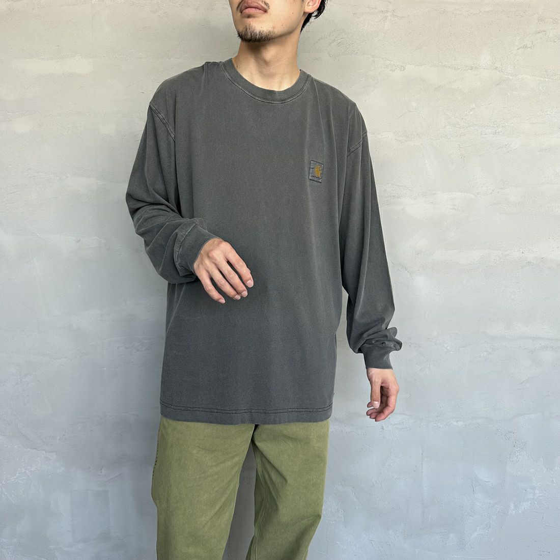 carhartt WIP [カーハートダブリューアイピー] ロングスリーブネルソンTシャツ [I029948] BLACK &&モデル身長：168cm 着用サイズ：M&&