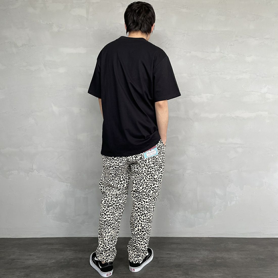 carhartt WIP [カーハートダブリューアイピー] UNIVERSITY ロゴプリントTシャツ [I028990] BLACK/WHIT&&モデル身長：173cm 着用サイズ：XL&&