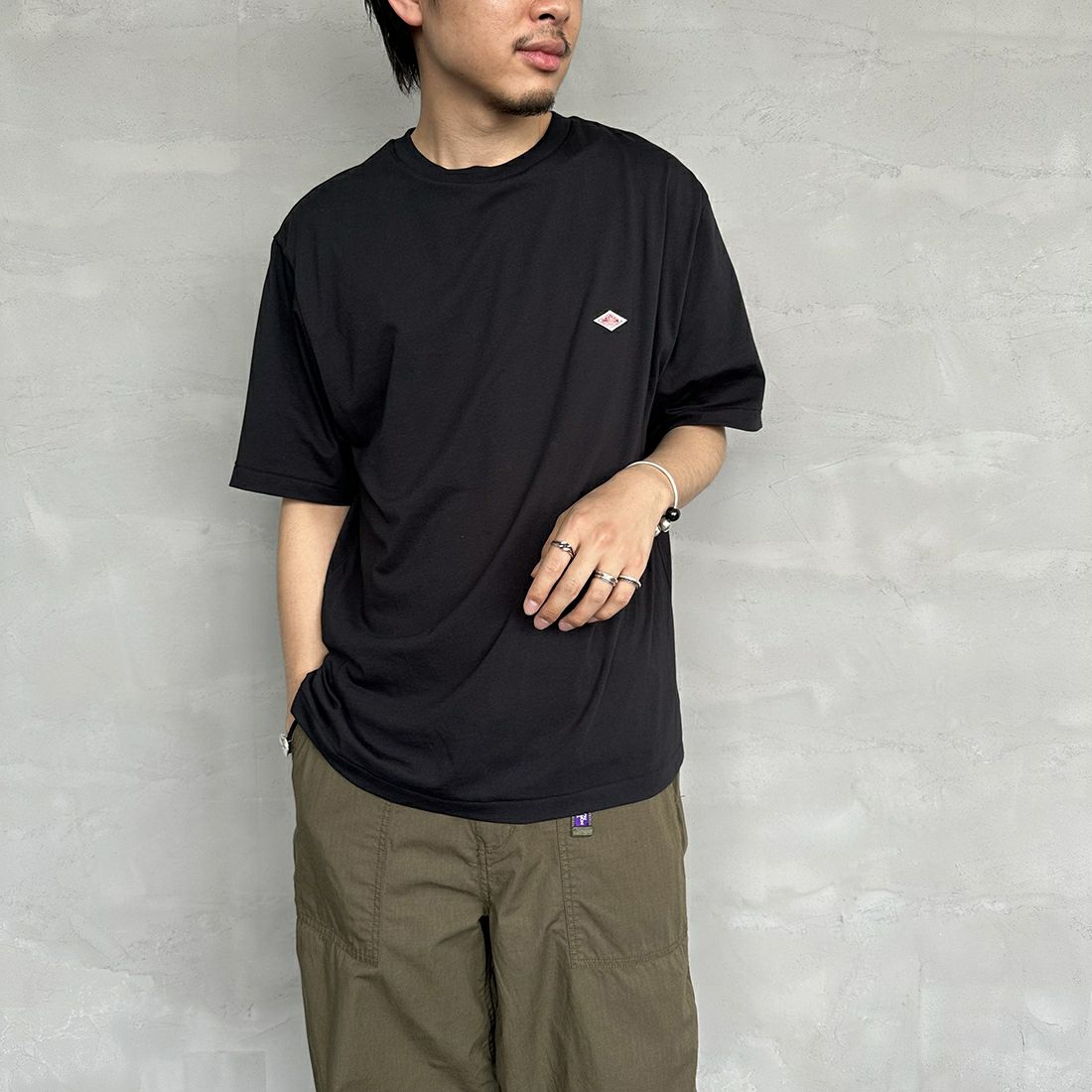 DANTON [ダントン] インナーTシャツ [DT-C0196CVT] BLACK &&モデル身長：173cm 着用サイズ：XL&&