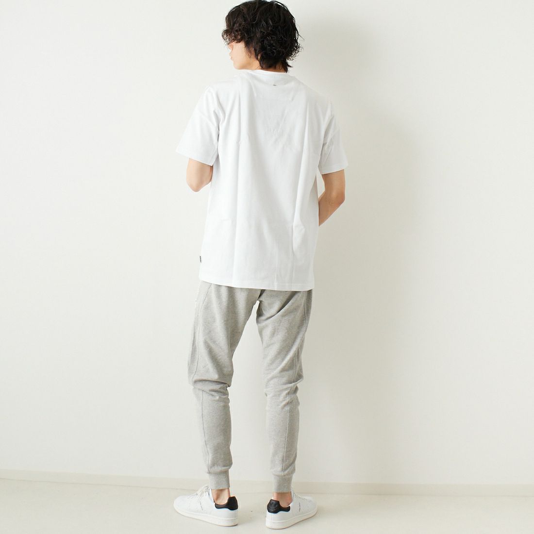 BALR. [ボーラー] ブラックレーベルクラシックストレートTシャツ [B10003] WHITE &&モデル身長：182cm 着用サイズ：L&&