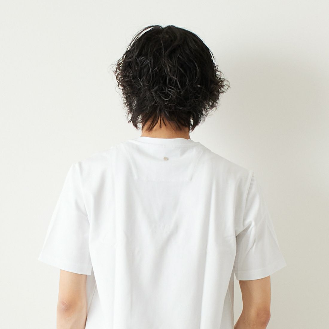 BALR. [ボーラー] ブラックレーベルクラシックストレートTシャツ [B10003] WHITE &&モデル身長：182cm 着用サイズ：L&&