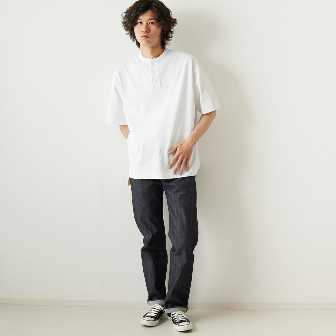 LEVIS Vintage Clothing [リーバイス ヴィンテージ クロージング] 1947年モデル501 [47501-02] 24 RIGID &&モデル身長：182cm 着用サイズ：30&&