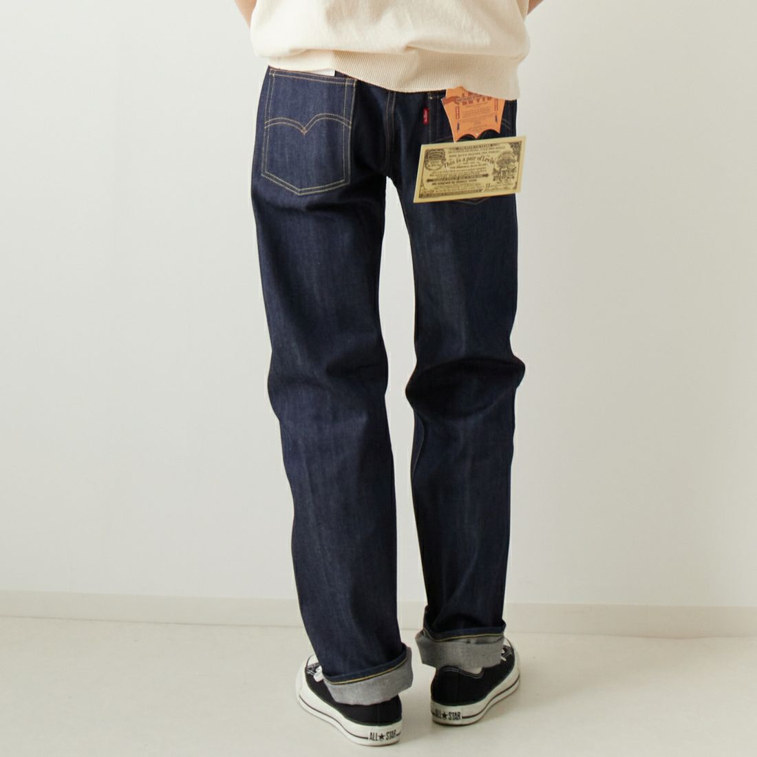LEVIS Vintage Clothing [リーバイス ヴィンテージ クロージング] 1966モデル 501 [66501-01] 46 RIGID &&モデル身長：182cm 着用サイズ：31&&