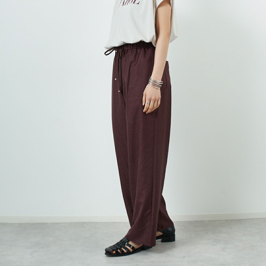 Jeans Factory Clothes [ジーンズファクトリークローズ] 杢調タンブラーツイルワイドパンツ [J-4402] 833 ﾌﾞﾗｳﾝ &&モデル身長：160cm 着用サイズ：36&&