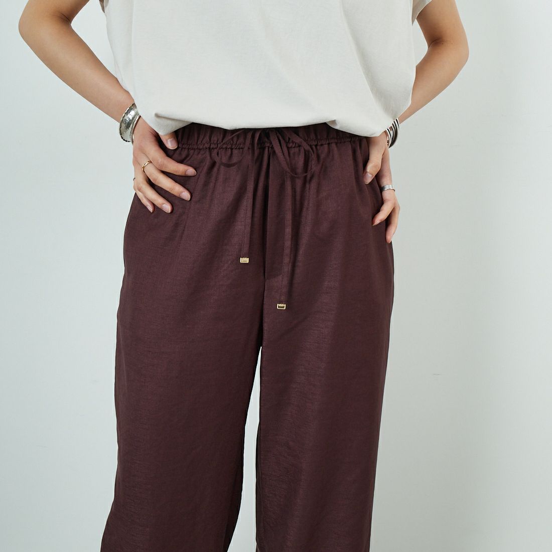 Jeans Factory Clothes [ジーンズファクトリークローズ] 杢調タンブラーツイルワイドパンツ [J-4402] 833 ﾌﾞﾗｳﾝ &&モデル身長：160cm 着用サイズ：36&&