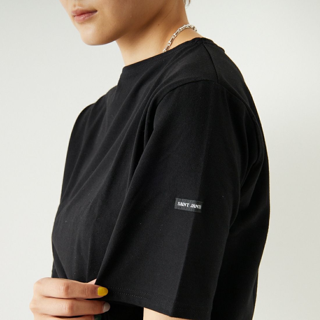 ST.JAMES [セントジェームス] ピリアックソリッドTシャツ [PIRIAC-SD] NOIR &&モデル身長：160cm 着用サイズ：1&&