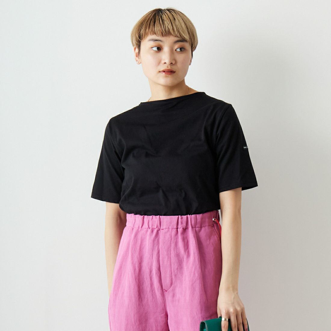 ST.JAMES [セントジェームス] ピリアックソリッドTシャツ [PIRIAC-SD] NOIR &&モデル身長：160cm 着用サイズ：1&&