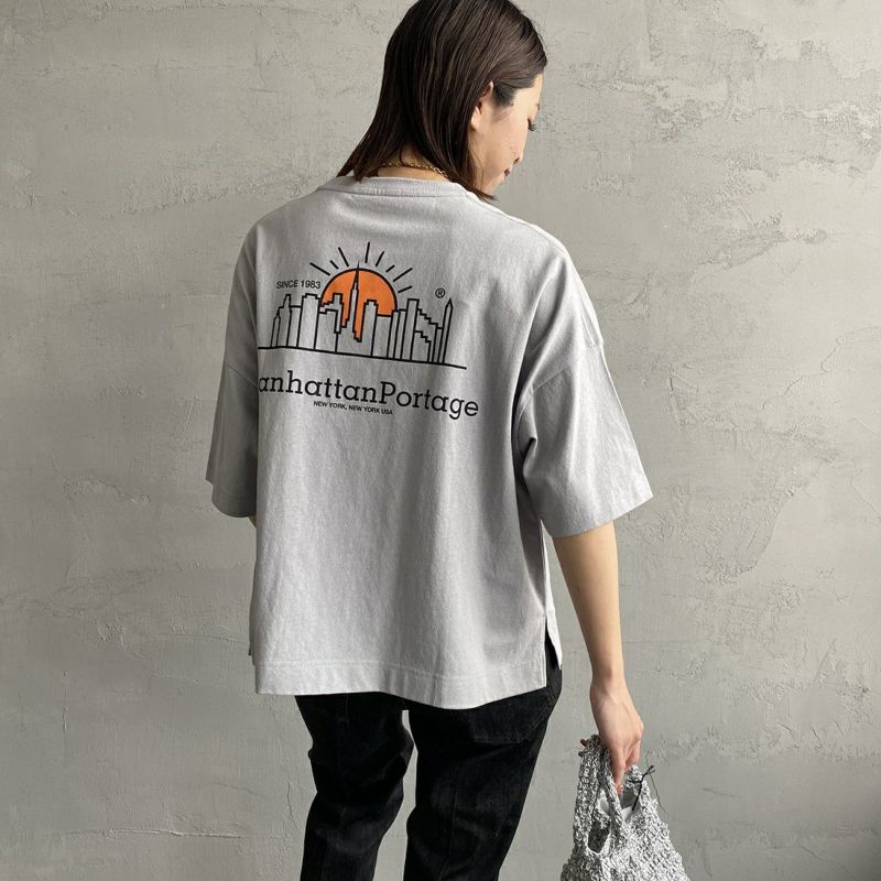 MANHATTAN PORTAGE [マンハッタンポーテージ] 別注 ショート丈バックプリントTシャツ [23SS-MP-INL07-JF]