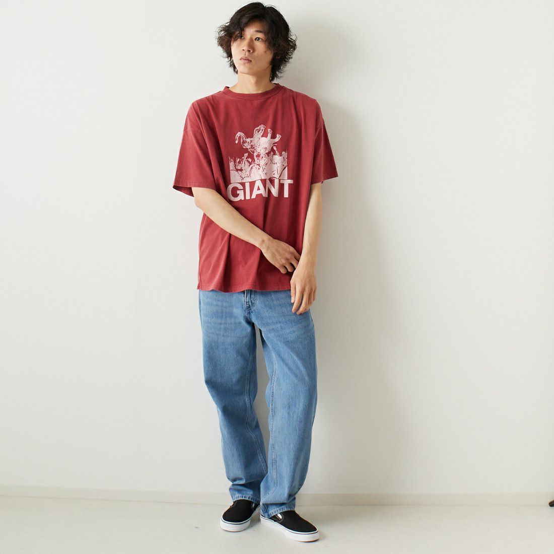 REMI RELIEF [レミレリーフ] 別注 20天竺プリントTシャツ GIANT [RN24329271-JF] RED &&モデル身長：182cm 着用サイズ：M&&