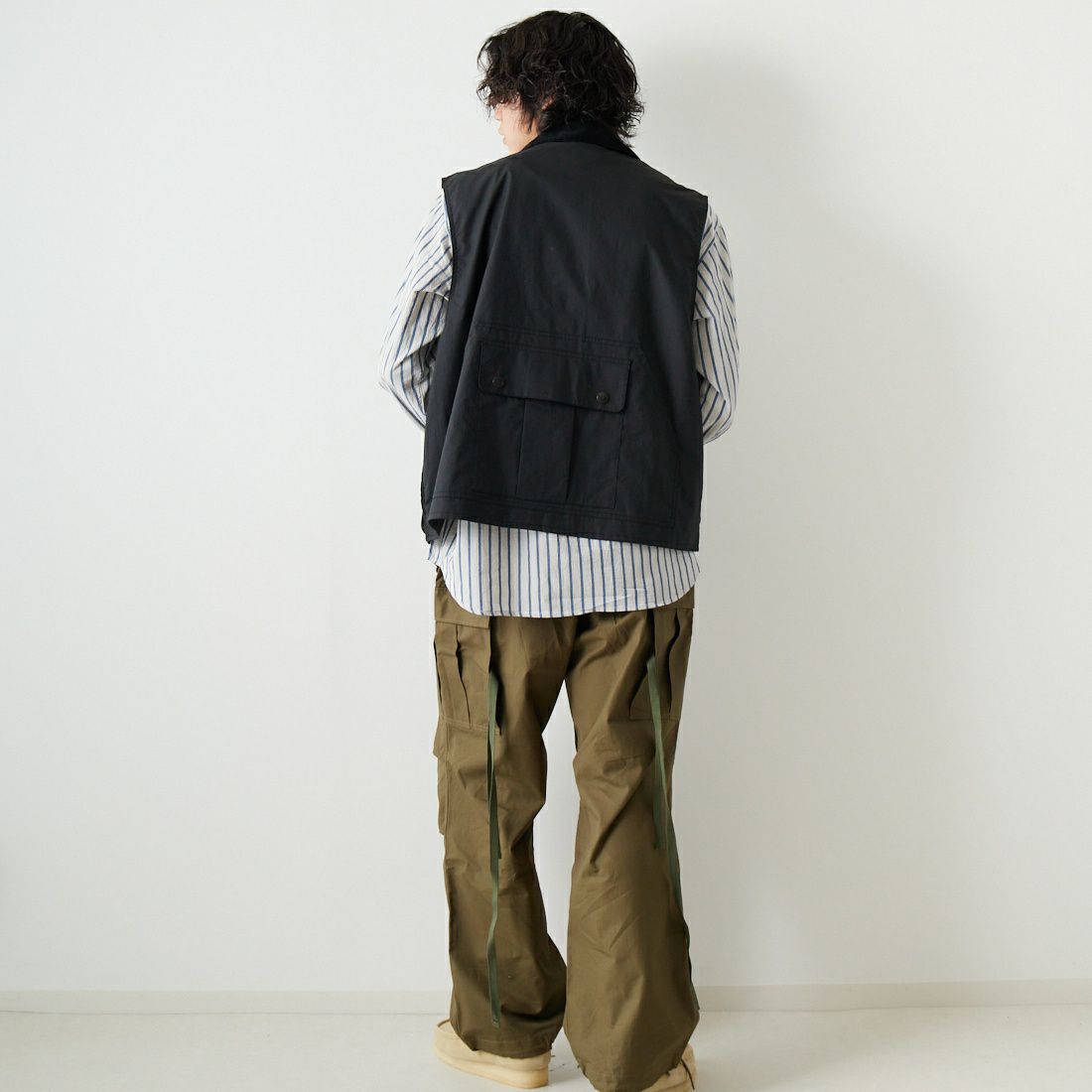 Barbour [バブアー] LAKELAND フィッシングベスト [231MGIGO01] 20 BLACK &&モデル身長：182cm 着用サイズ：40&&