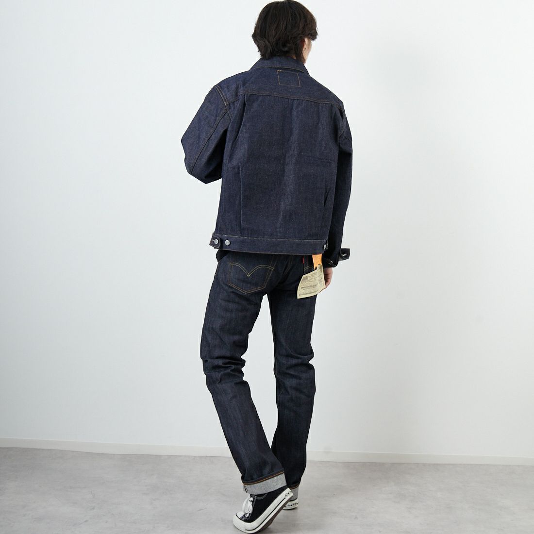 LEVIS Vintage Clothing [リーバイス ヴィンテージ クロージング] 1953モデルTYPE2デニムジャケット [70507-00] 66 RIGID &&モデル身長：182cm 着用サイズ：M&&