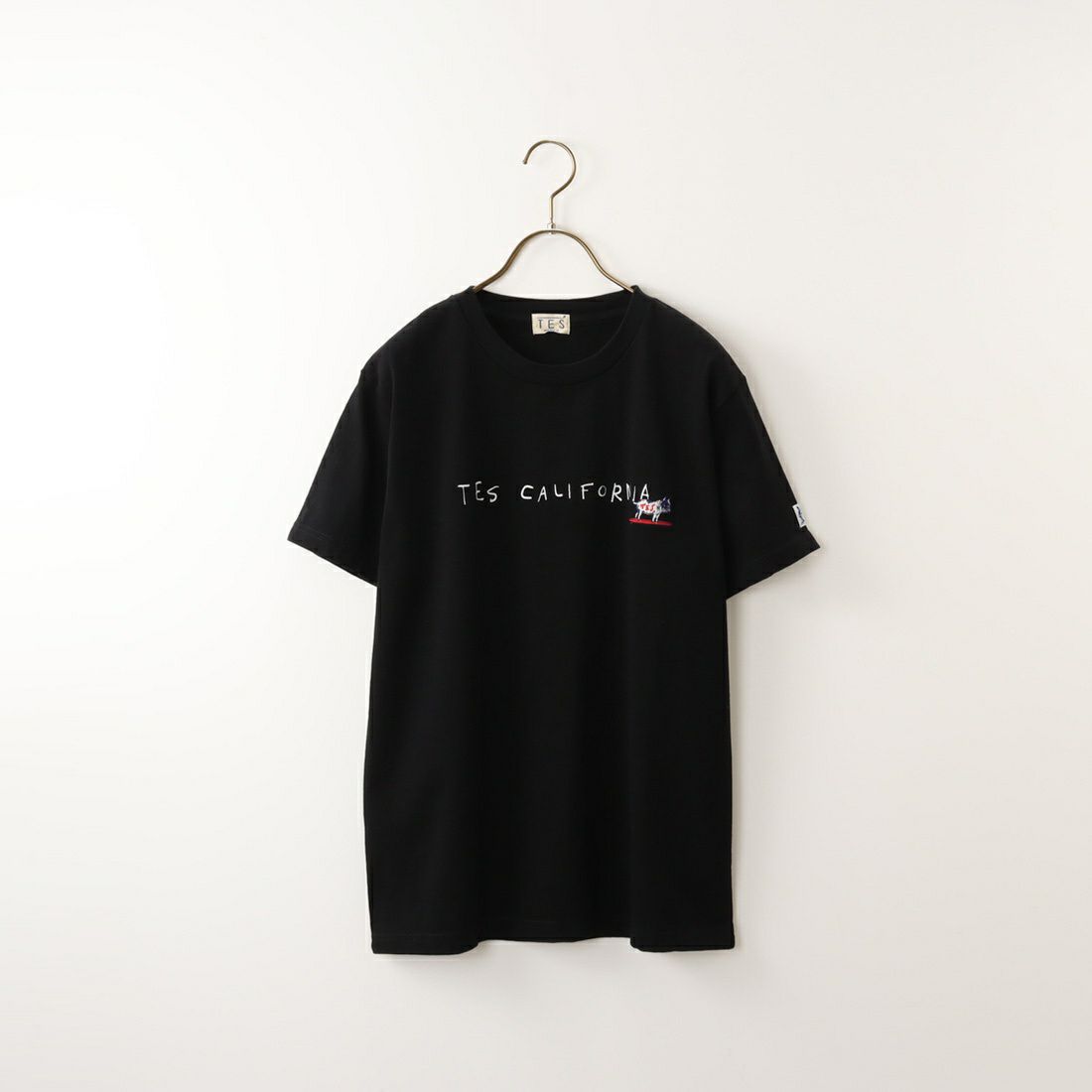 The Endless Summer [エンドレスサマー] 別注 手書き風ロゴ ワンポイントBUHI刺繍Tシャツ [FH-23574506-JF] 01 BLACK