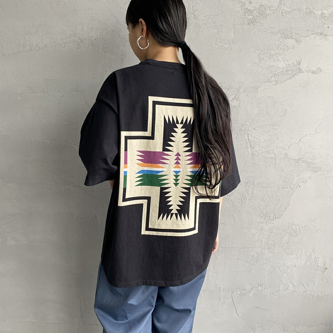 PENDLETON [ペンドルトン] 別注 ネイティブ柄バックプリント ショート 