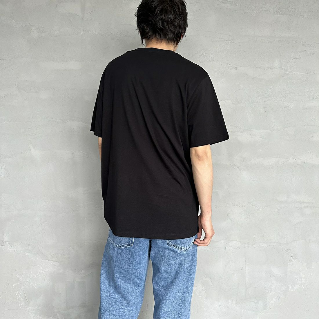 carhartt WIP [カーハートダブリューアイピー] ショートスリーブポケットTシャツ [I030434] BLACK &&モデル身長：173cm 着用サイズ：L&&