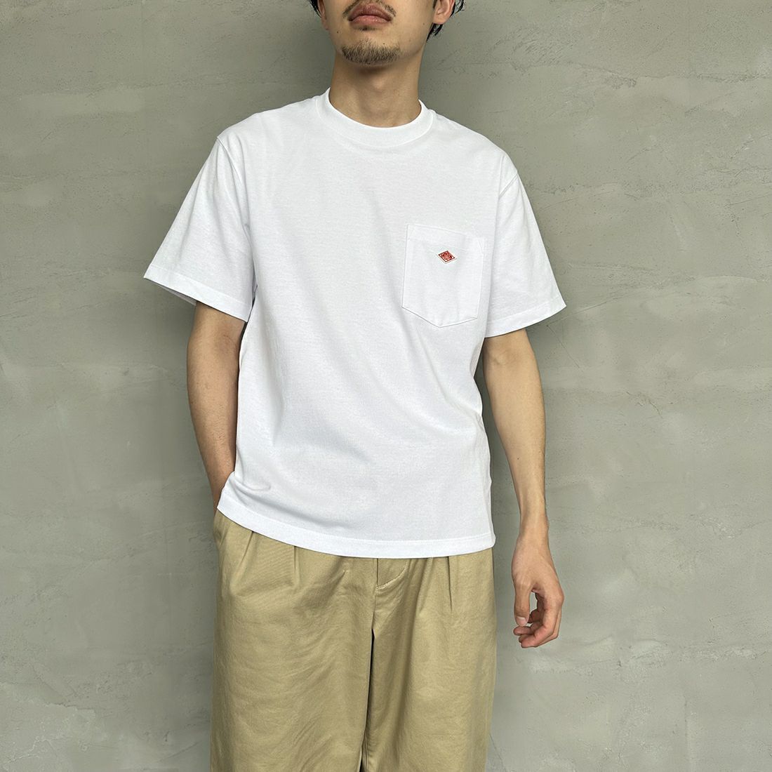 DANTON [ダントン] 半袖ポケットTシャツ [DT-C0198TCB] WHITE &&モデル身長：168cm 着用サイズ：XL&&